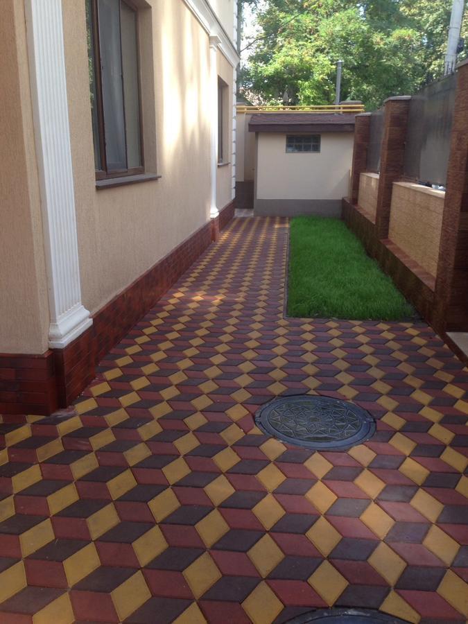Chiernomorskie Apartamenty Odessa Zewnętrze zdjęcie